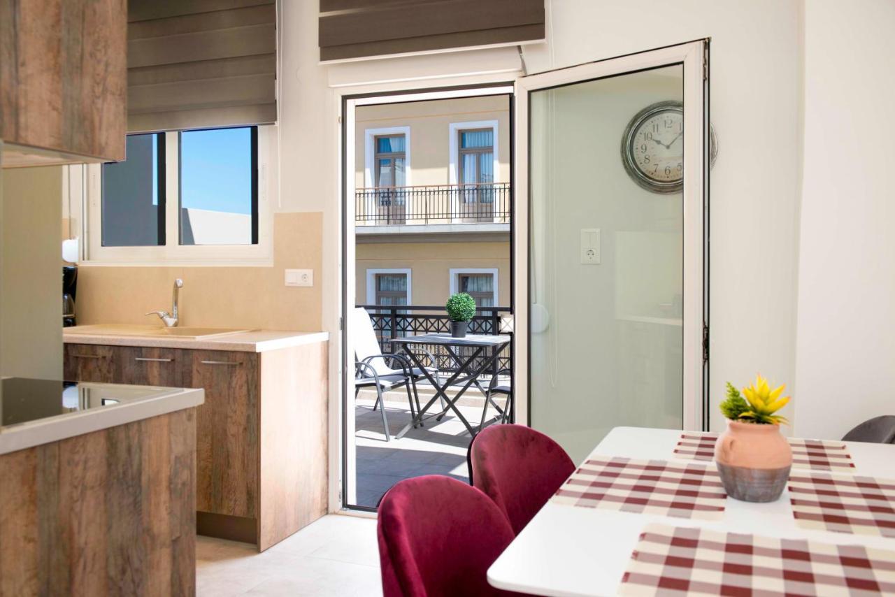 Comfy Central 1 Bedroom Apt With Terrace And View Héraklion Extérieur photo
