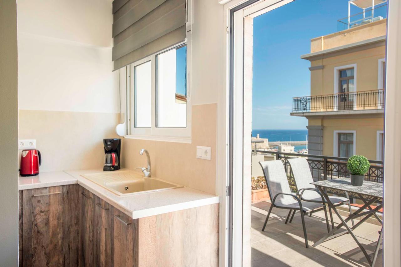 Comfy Central 1 Bedroom Apt With Terrace And View Héraklion Extérieur photo